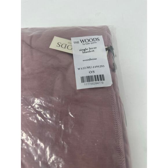 NWT Kate Quinn The Woods Single Layer Blanket Wooderose - Picture 2 of 3